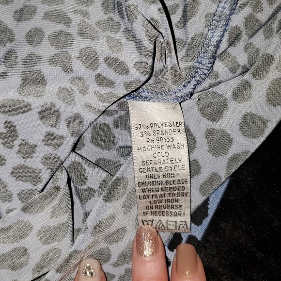 Blue leopard design blouse 3/4 sleeve - Picture 8 of 8